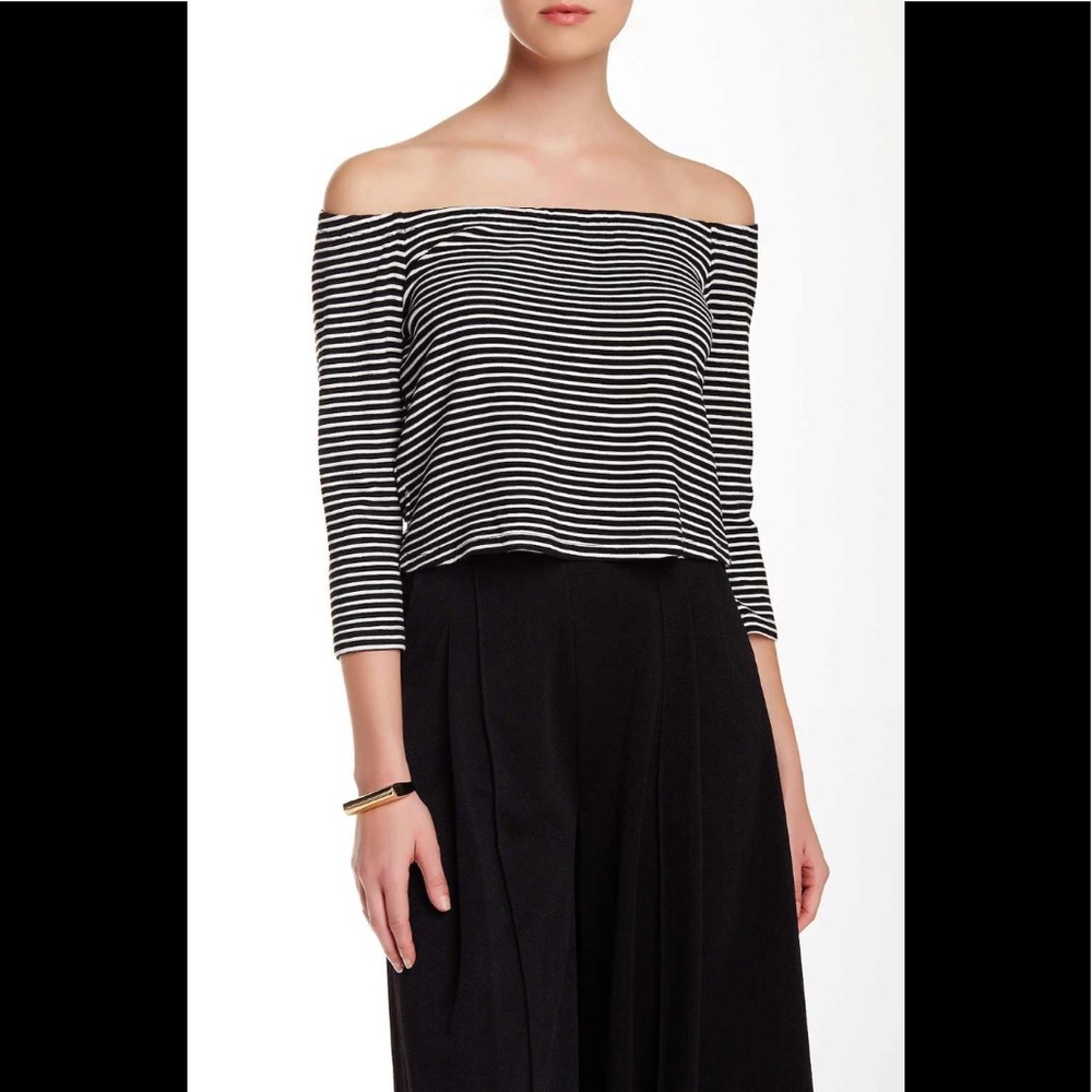 Off Shoulder Crop Top